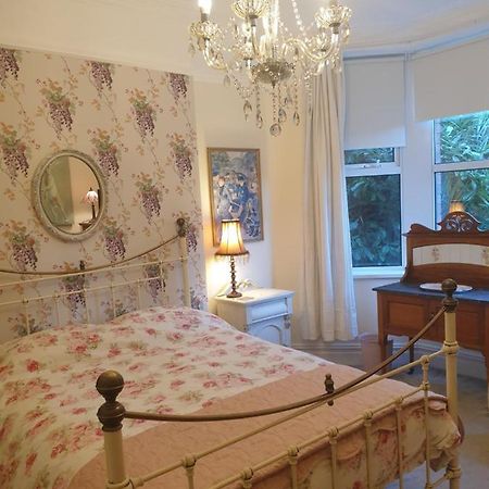 Private Room Near Roath Lake/Park Кардиф Екстериор снимка