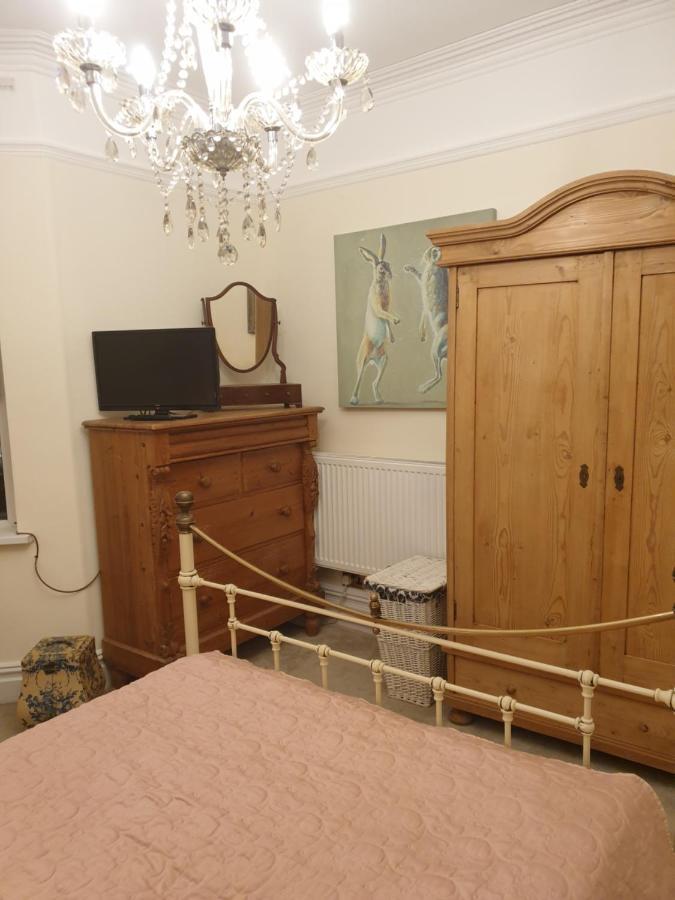 Private Room Near Roath Lake/Park Кардиф Екстериор снимка