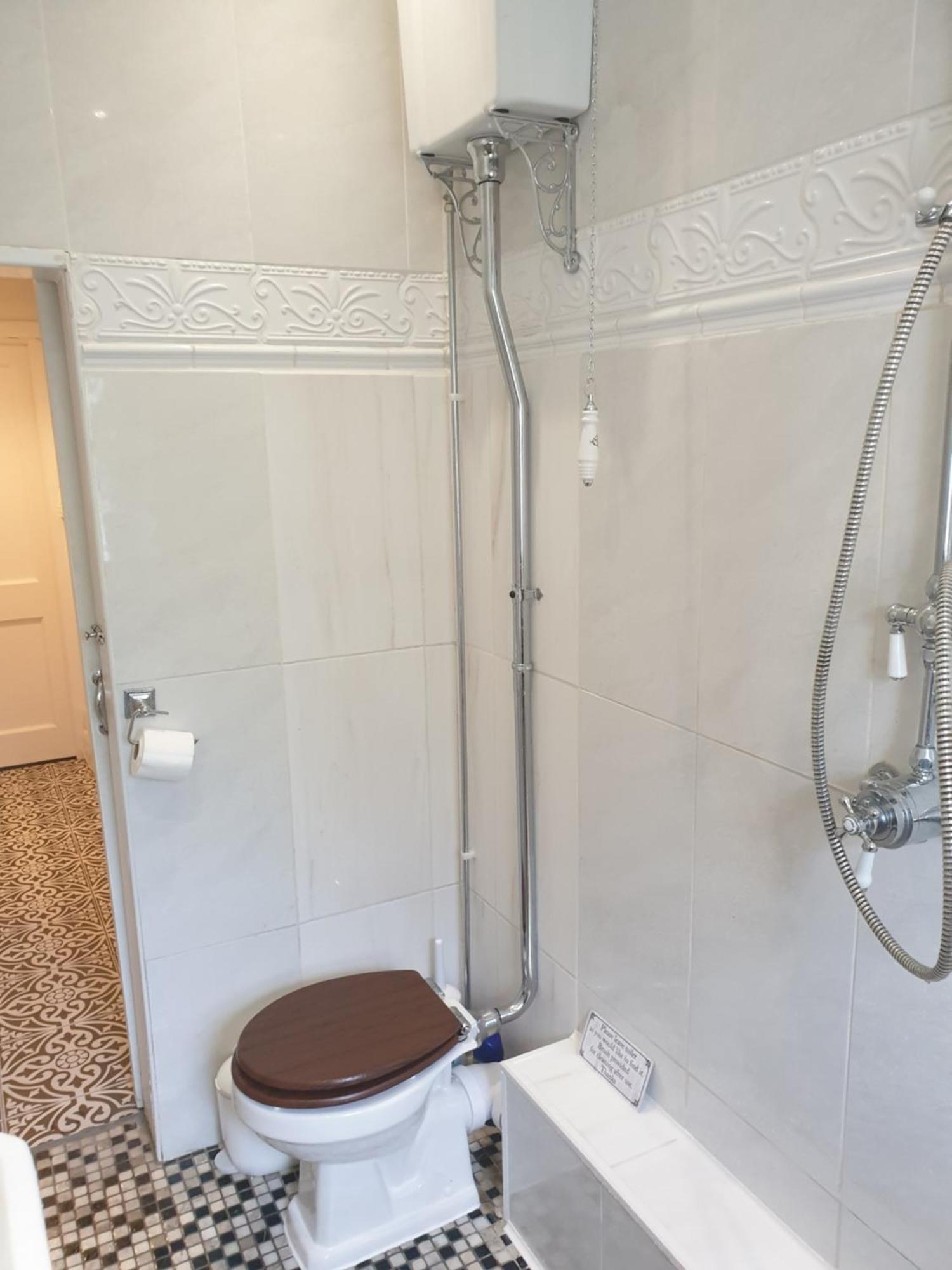Private Room Near Roath Lake/Park Кардиф Екстериор снимка